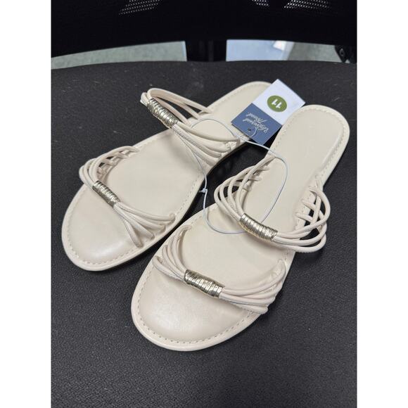 NWT Ladies Universal Thread Cream Aura Two Band Slide Sandals - Size 11 - Picture 1 of 3